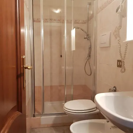 Domus Rudy Pensjonat Rzym